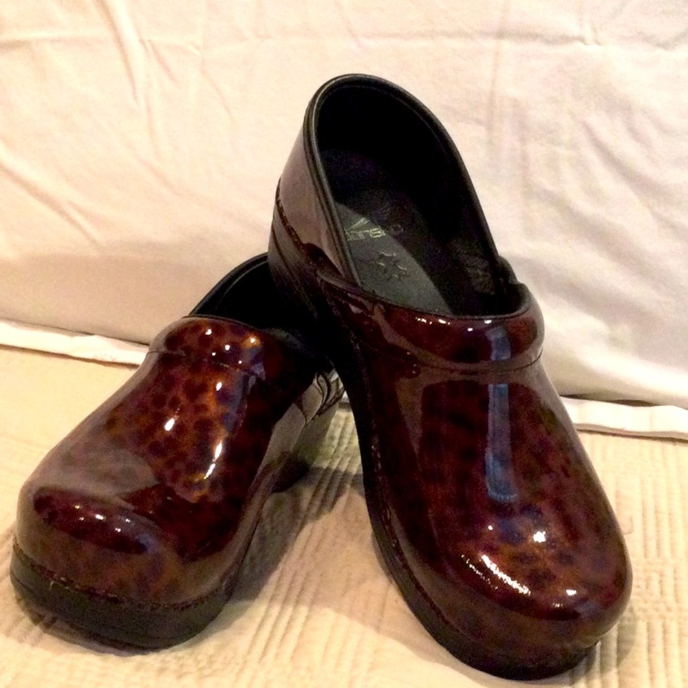Dansko Professional Tortoise Shell Patent Shoes